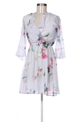 Kleid Jw, Größe M, Farbe Mehrfarbig, Preis € 8,99