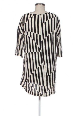 Kleid Masai, Größe M, Farbe Mehrfarbig, Preis € 15,53