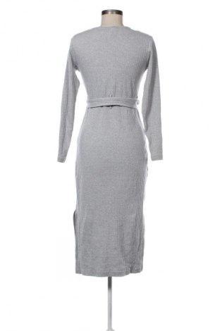 Kleid Missguided, Größe M, Farbe Grau, Preis 15,45 €