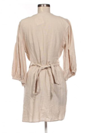 Kleid NA-KD, Größe M, Farbe Beige, Preis € 75,99