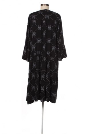 Kleid NEW COLLECTION, Größe M, Farbe Mehrfarbig, Preis 74,99 €