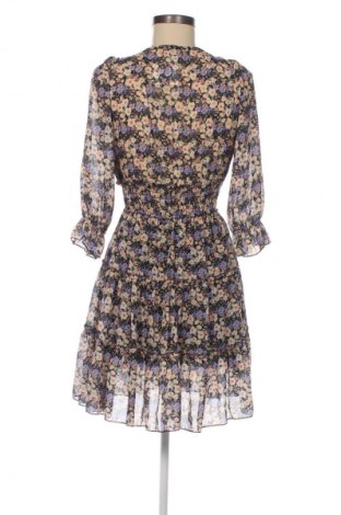 Kleid NEW COLLECTION, Größe M, Farbe Mehrfarbig, Preis € 14,99