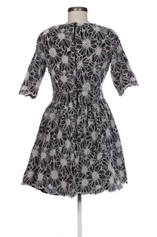 Kleid Orsay, Größe M, Farbe Mehrfarbig, Preis 11,99 €
