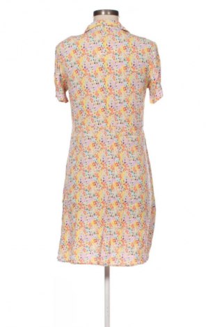 Šaty  Pieces, Veľkosť M, Farba Viacfarebná, Cena  17,95 €