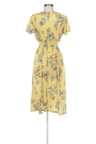 Rochie Pull&Bear, Mărime M, Culoare Multicolor, Preț 76,00 Lei