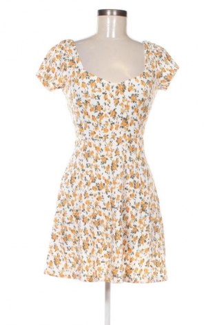 Рокля Pull&Bear, Размер M, Цвят Многоцветен, Цена 18,99 лв.