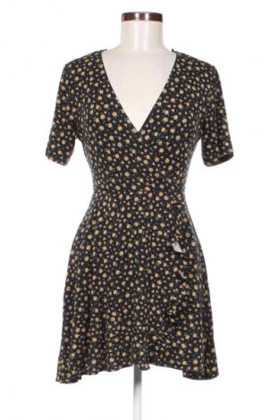 Kleid Pull&Bear, Größe L, Farbe Mehrfarbig, Preis € 10,99