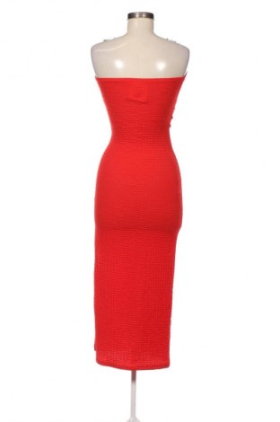 Šaty  Pull&Bear, Veľkosť M, Farba Červená, Cena  16,95 €