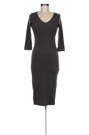 Kleid Reserved, Größe M, Farbe Grau, Preis € 9,99