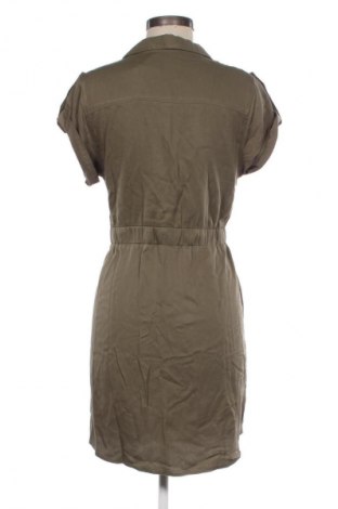 Kleid Reserved, Größe S, Farbe Grün, Preis € 11,99