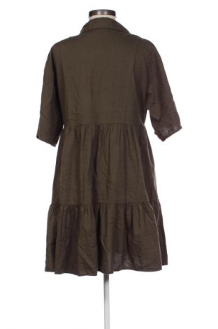 Kleid Reserved, Größe M, Farbe Grün, Preis 11,99 €