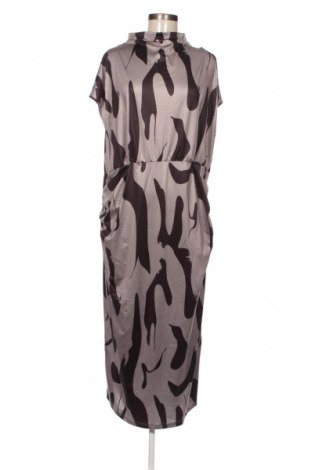 Φόρεμα SHEIN, Μέγεθος 3XL, Χρώμα Πολύχρωμο, Τιμή 15,99 €