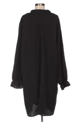 Φόρεμα SHEIN, Μέγεθος 5XL, Χρώμα Μαύρο, Τιμή 7,99 €