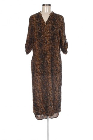 Φόρεμα Soaked In Luxury, Μέγεθος M, Χρώμα Πολύχρωμο, Τιμή 52,99 €