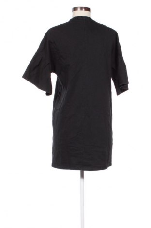 Kleid Stradivarius, Größe M, Farbe Schwarz, Preis € 11,99