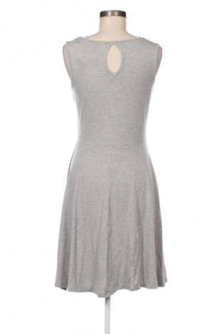 Kleid Tamaris, Größe M, Farbe Grau, Preis € 75,99