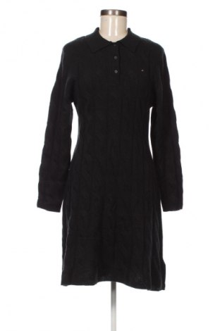 Рокля Tommy Hilfiger, Размер M, Цвят Черен, Цена 319,99 лв.