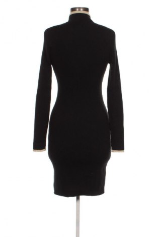 Рокля Tommy Jeans, Размер L, Цвят Черен, Цена 224,99 лв.