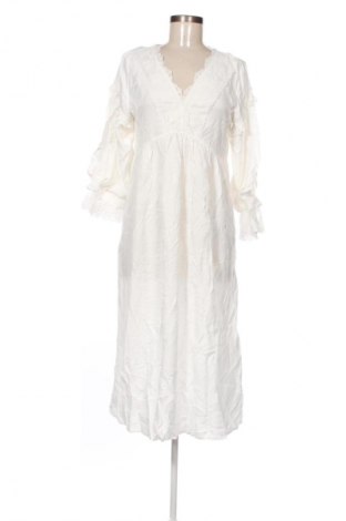 Ruha Unbranded, Méret M, Szín Fehér, Ár 9 589 Ft