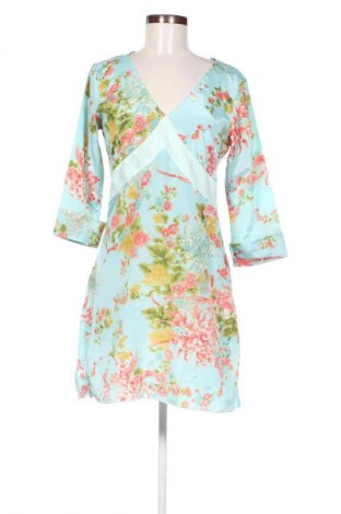 Kleid VILA, Größe M, Farbe Mehrfarbig, Preis € 13,81