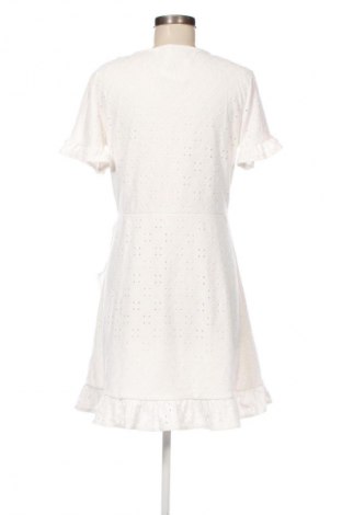 Kleid VILA, Größe M, Farbe Weiß, Preis € 15,99