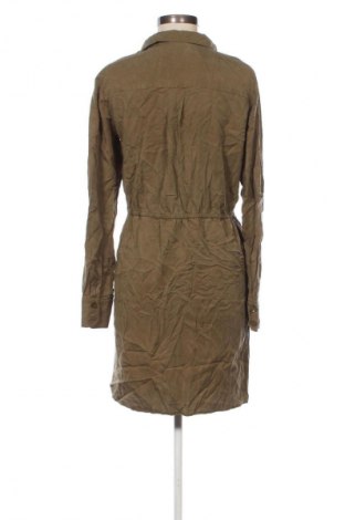 Kleid VILA, Größe M, Farbe Grün, Preis € 18,99