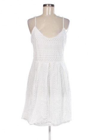 Kleid Vero Moda, Größe L, Farbe Weiß, Preis 42,99 €