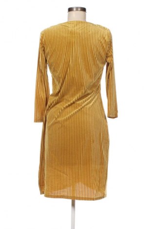 Φόρεμα Vero Moda, Μέγεθος L, Χρώμα Κίτρινο, Τιμή 39,99 €