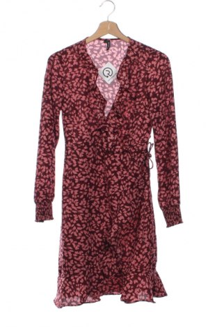 Φόρεμα Vero Moda, Μέγεθος XS, Χρώμα Πολύχρωμο, Τιμή 13,80 €