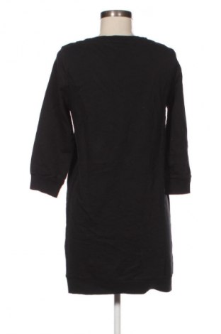 Рокля Vero Moda, Размер M, Цвят Черен, Цена 12,99 лв.
