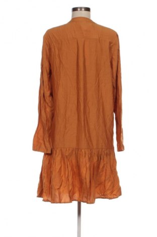 Kleid White, Größe M, Farbe Braun, Preis € 32,99