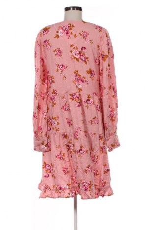 Kleid Y.A.S, Größe M, Farbe Mehrfarbig, Preis 56,99 €