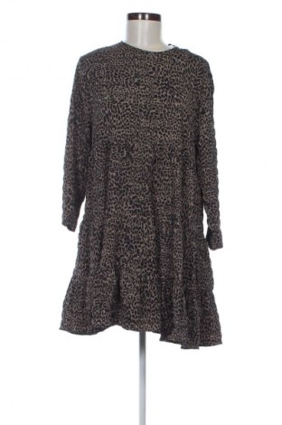 Рокля Zara, Размер L, Цвят Многоцветен, Цена 27,99 лв.