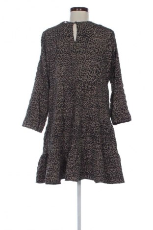 Рокля Zara, Размер L, Цвят Многоцветен, Цена 27,99 лв.