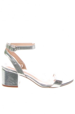 Sandále Boohoo, Veľkosť 40, Farba Strieborná, Cena  25,95 €
