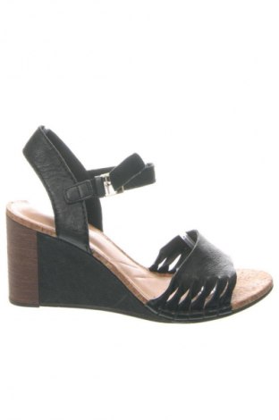 Sandále Clarks, Veľkosť 41, Farba Viacfarebná, Cena  46,00 €