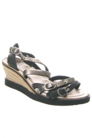 Sandále P.l.d.m By Palladium, Veľkosť 38, Farba Viacfarebná, Cena  56,40 €