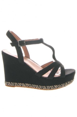Sandále UGG Australia, Veľkosť 38, Farba Čierna, Cena  96,00 €
