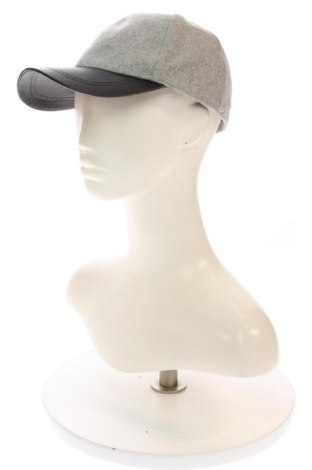 Căciulă H&M, Culoare Gri, Preț 34,00 Lei