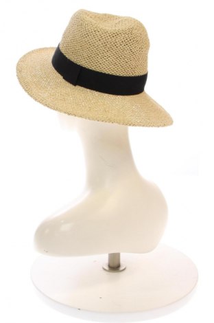 Căciulă Mango, Culoare Bej, Preț 47,00 Lei