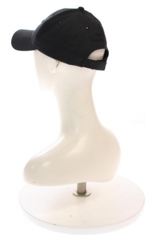 Căciulă Under Armour, Culoare Negru, Preț 72,03 Lei