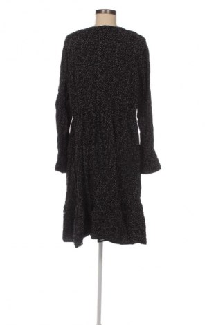 Latzkleid Vero Moda, Größe XXL, Farbe Mehrfarbig, Preis 18,99 €