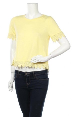 Дамска блуза B Collection, Размер S, Цвят Жълт, Полиестер, вискоза, Цена 4,73 лв.