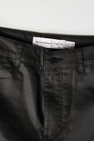 Дамски къс панталон NU-IN, Размер S, Цвят Черен, Цена 49,00 лв.