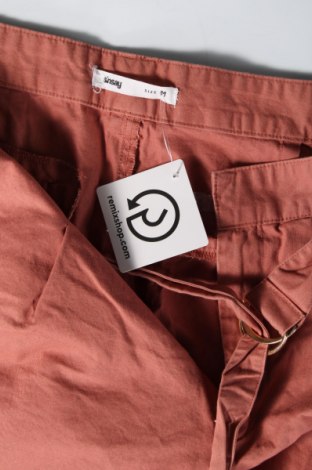 Дамски къс панталон Sinsay, Размер M, Цвят Кафяв, Цена 18,81 лв.