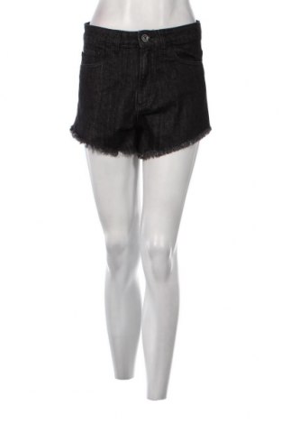 Γυναικείο κοντό παντελόνι Urban Classics, Μέγεθος M, Χρώμα Μαύρο, Τιμή 5,36 €
