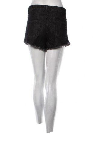 Γυναικείο κοντό παντελόνι Urban Classics, Μέγεθος M, Χρώμα Μαύρο, Τιμή 20,62 €