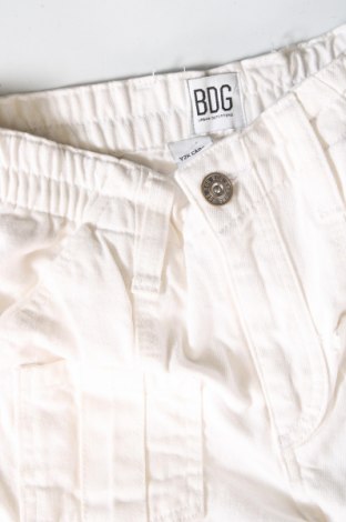 Ανδρικό τζίν BDG, Μέγεθος S, Χρώμα Λευκό, Τιμή 7,62 €
