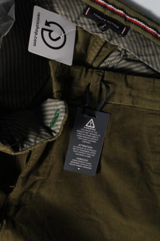 Мъжки панталон Tommy Hilfiger, Размер M, Цвят Зелен, Цена 57,30 лв.