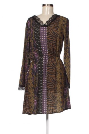 Šaty  Aniston, Velikost M, Barva Vícebarevné, Cena  233,00 Kč